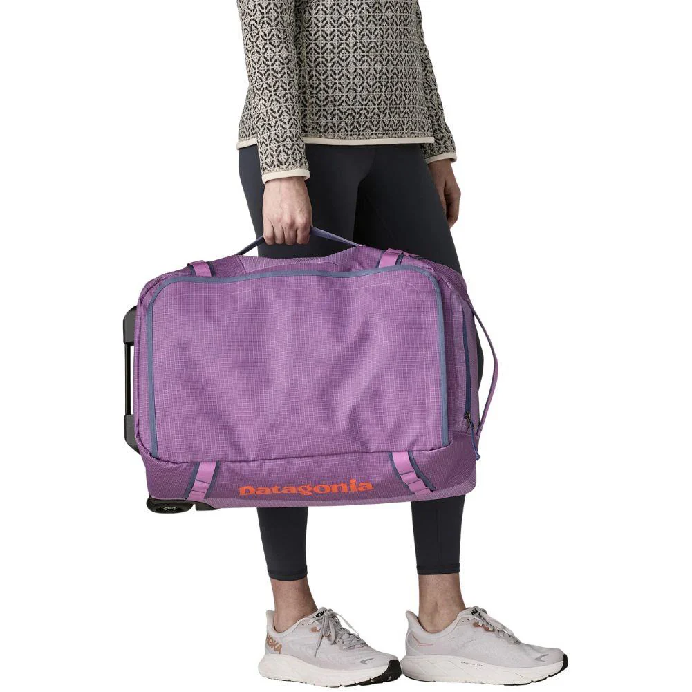 Patagonia Black Hole Wheeled Duffel 40L (Brisk Purple) - Image 3