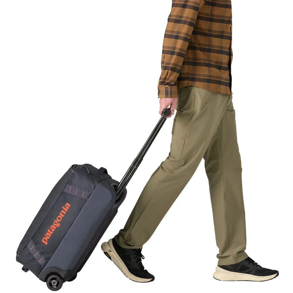 Patagonia Black Hole Wheeled Duffel 40L (Smolder Blue) - Image 2