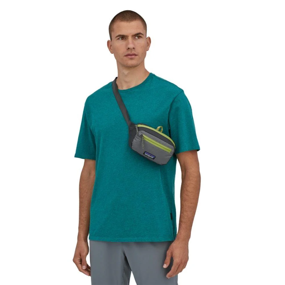 Patagonia Ultralight Black Hole Mini Hip Pack 1L (Forge Grey) - Image 2