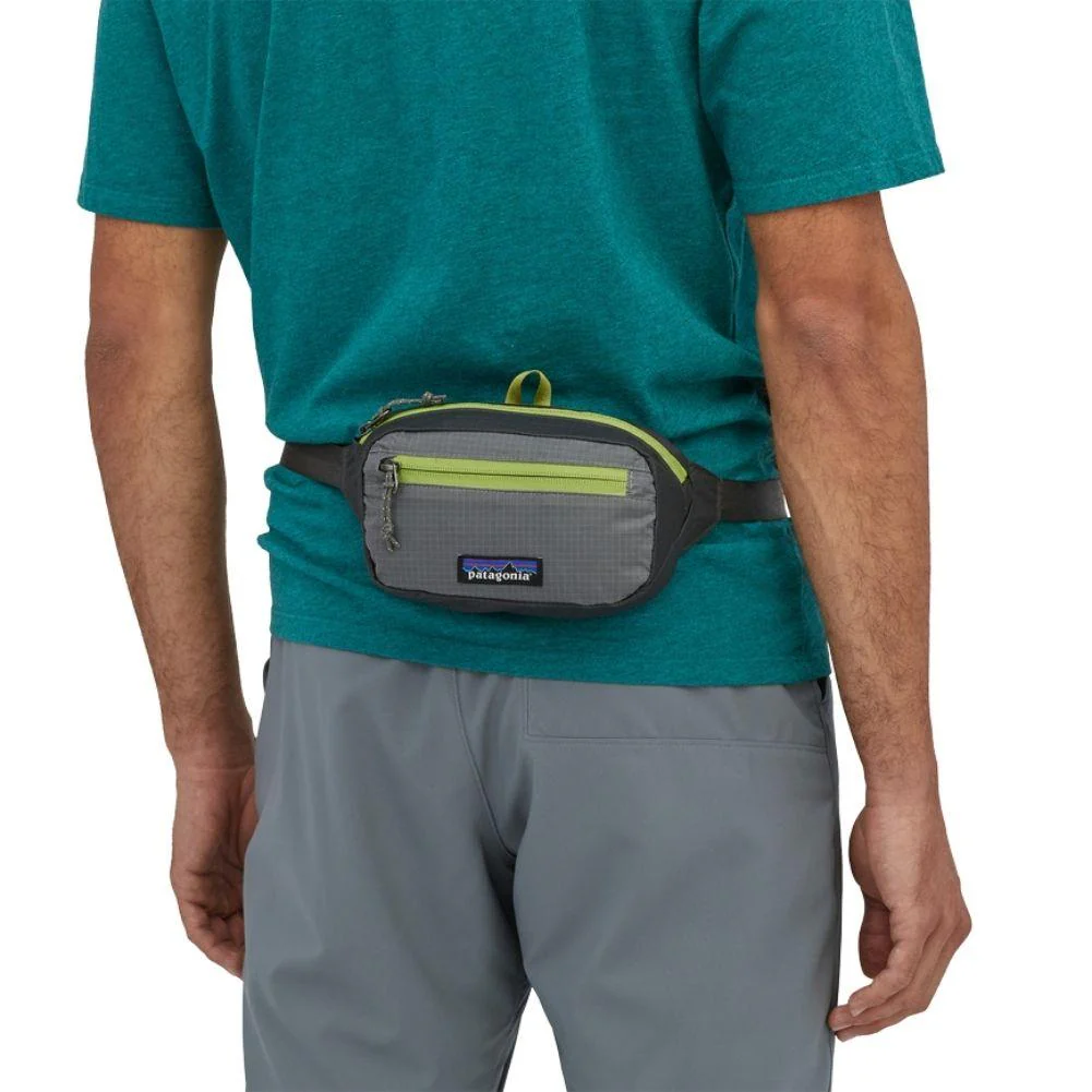Patagonia Ultralight Black Hole Mini Hip Pack 1L (Forge Grey) - Image 3