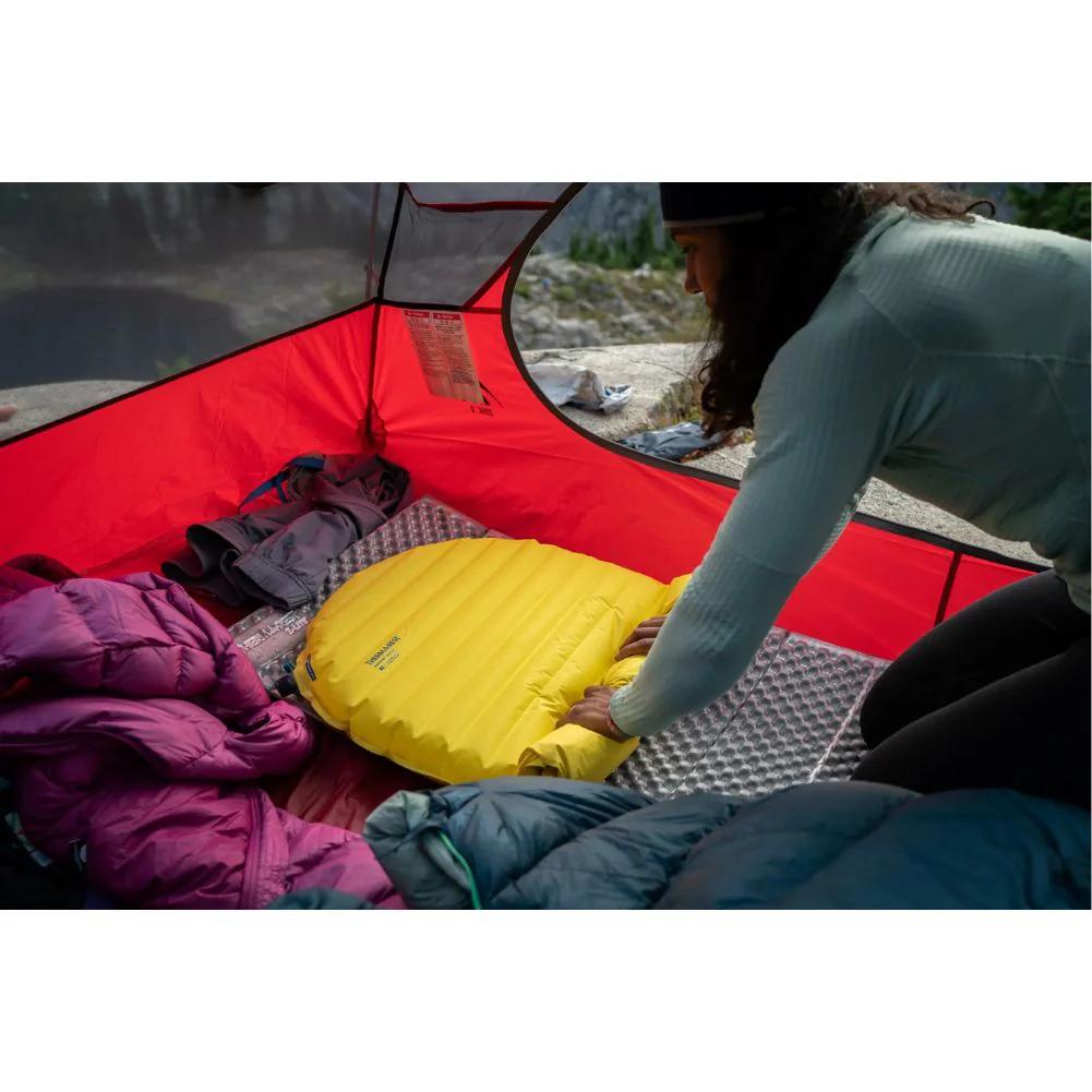 Therm-a-Rest NeoAir XLite NXT Sleeping Pad - Regular (Solar Flare) - Image 9