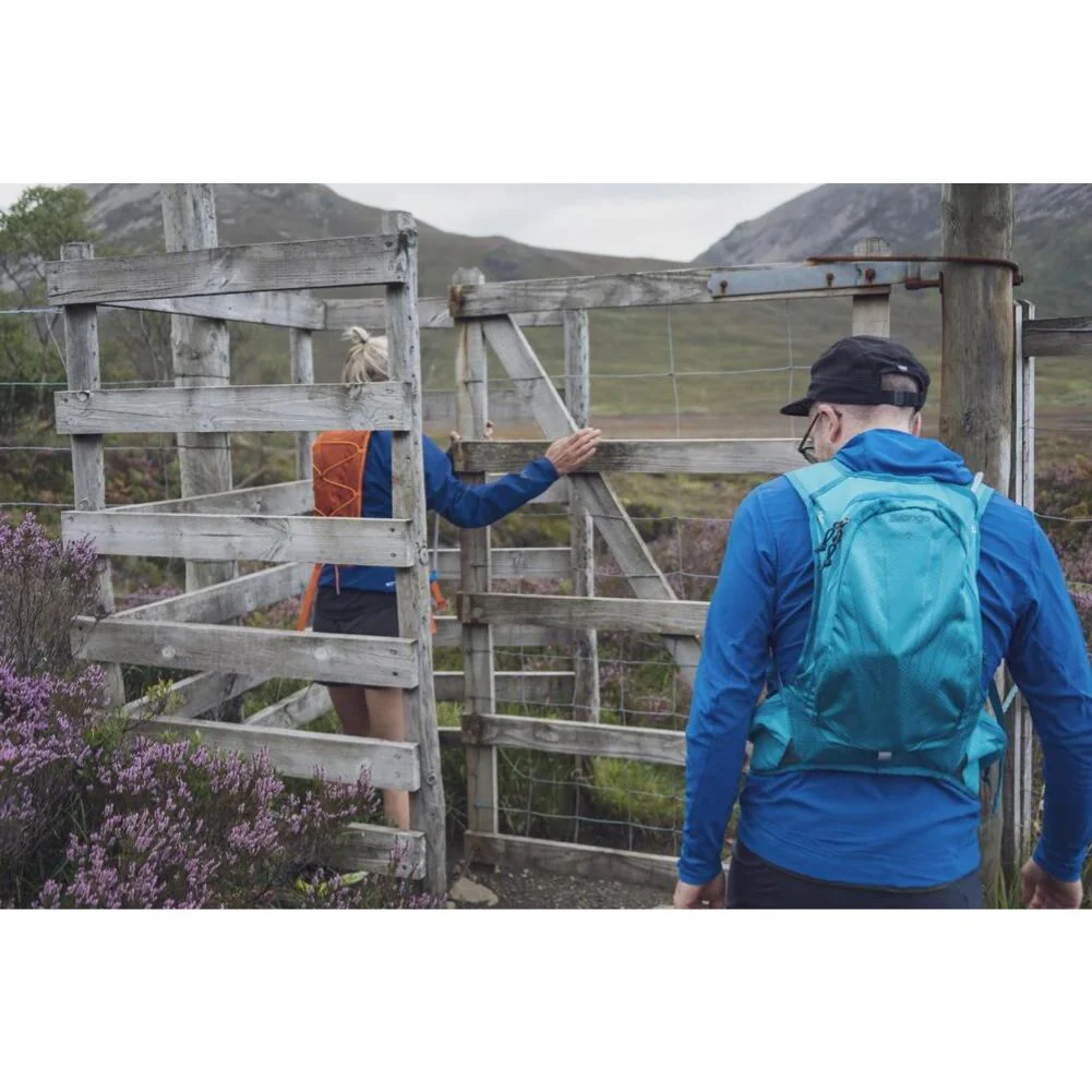 Vango Apex Hydro 10L Rucksack (Atom Blue) - Image 20