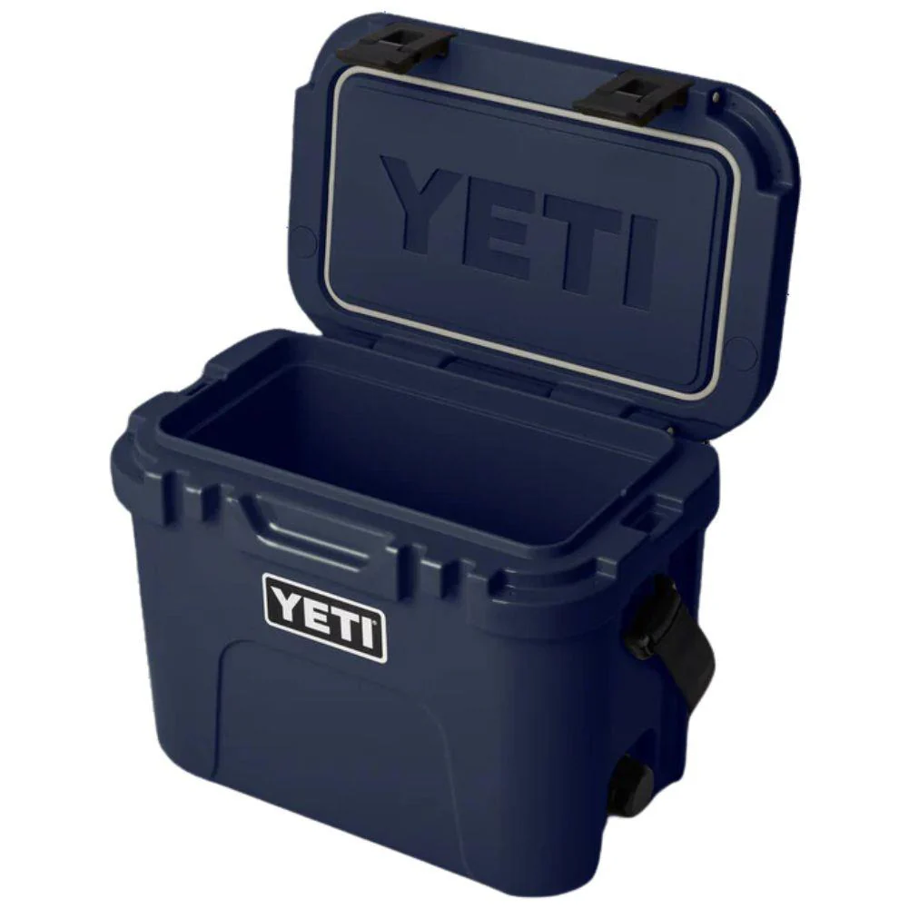 Yeti Roadie 15 Cool Box (Navy) - Image 5