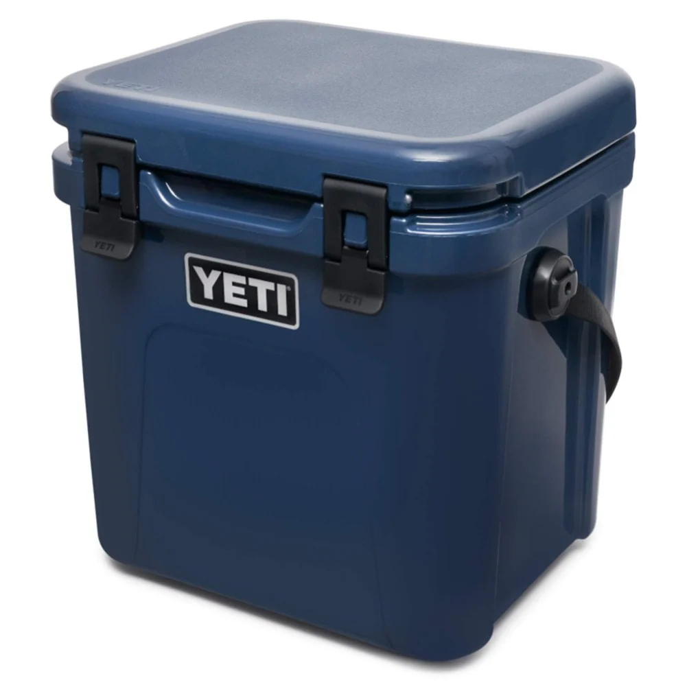 Yeti Roadie 24 Cool Box (Navy) - Image 2