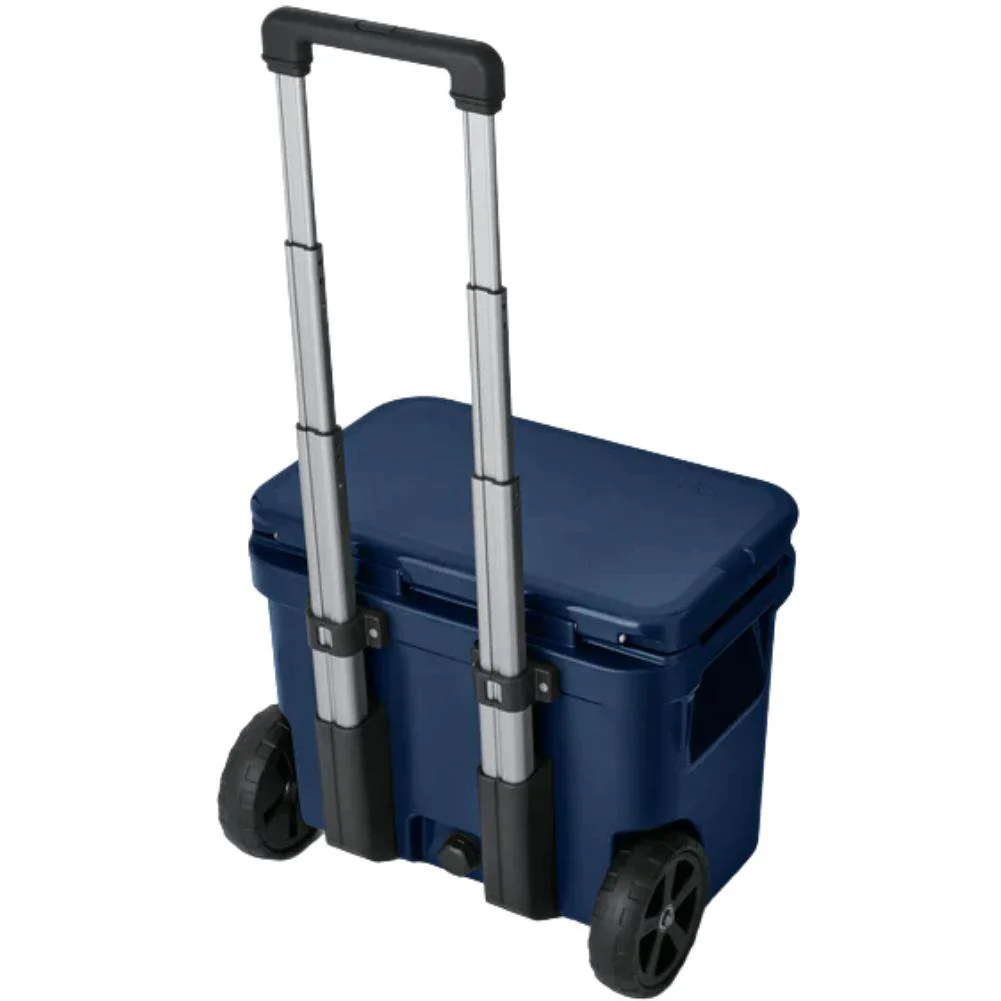 Yeti Roadie 32 Wheeled Cool Box (Navy) - Image 3