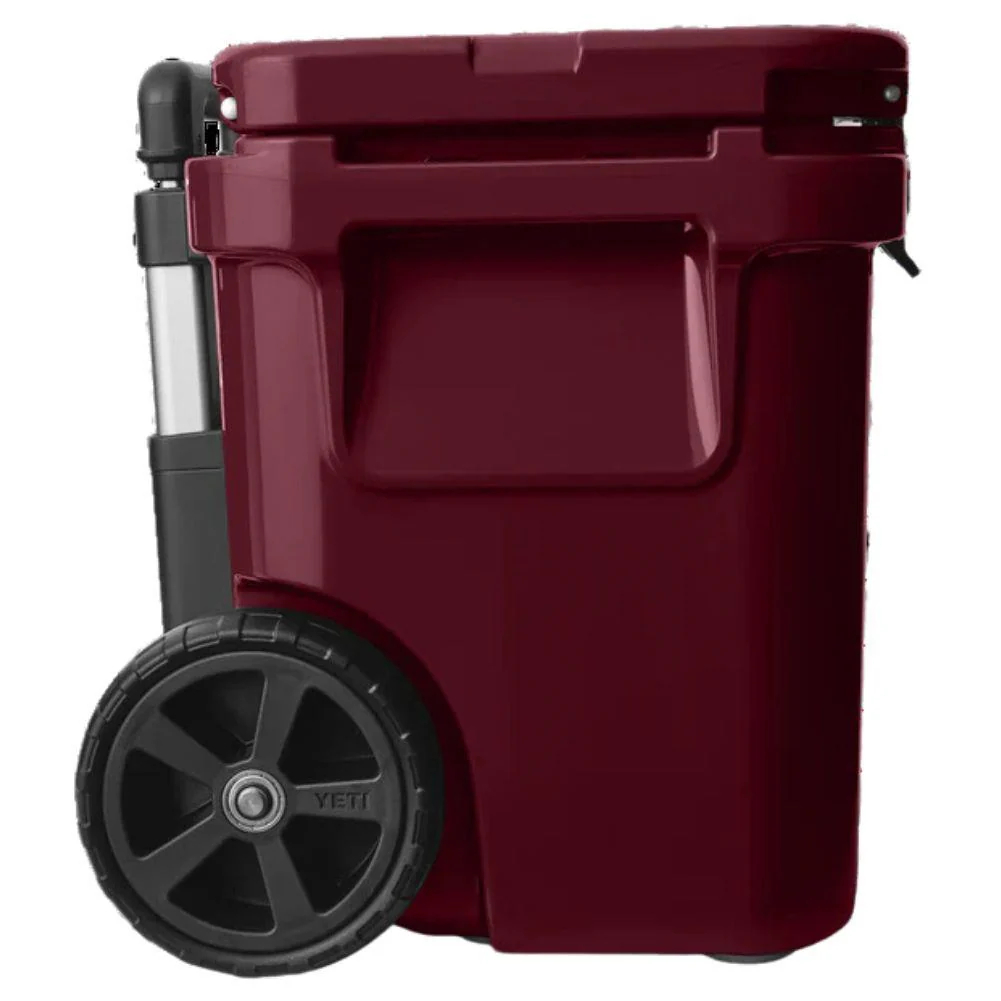 Yeti Roadie 32 Wheeled Cool Box (Wild Vine Red) - Image 7
